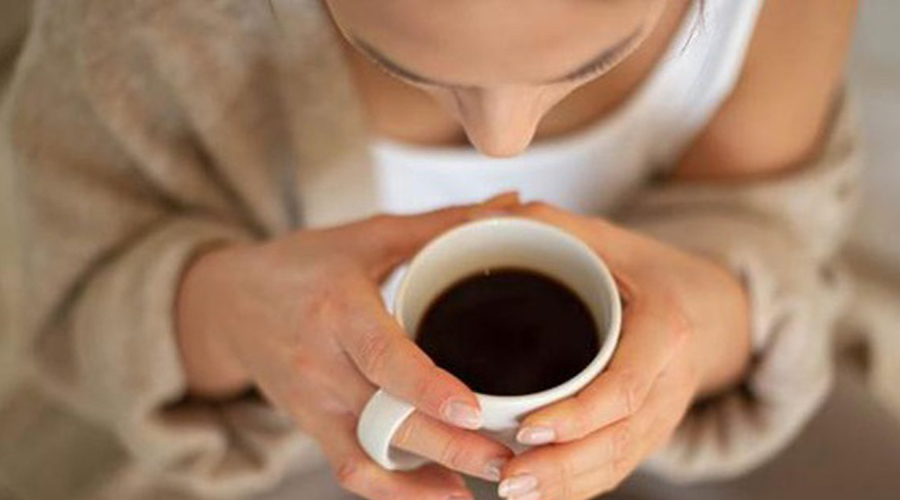 Tránh uống cà phê vào buổi chiều và tối, khi cơ thể cần nghỉ ngơi và giảm căng thẳng